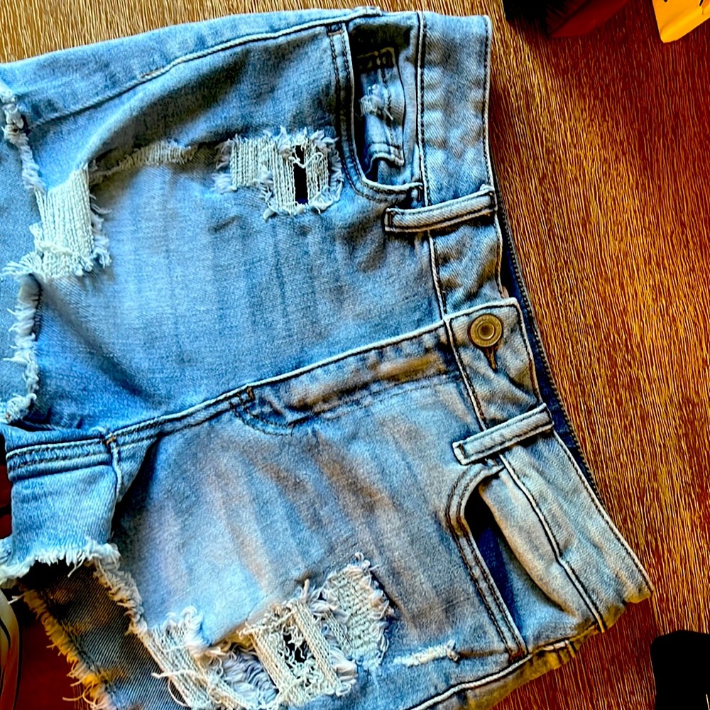 SO jeans short ripped gently used